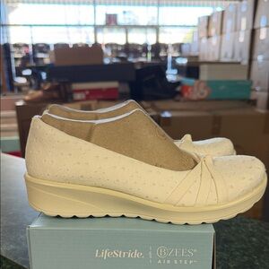 Bzees Cream Slip-On Comfort Flats
